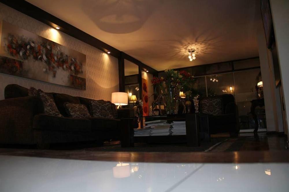 Hotel Las Condes Трухільйо Екстер'єр фото